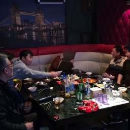 피드에 업로드 된 이미지