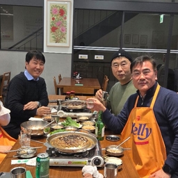 피드에 업로드 된 이미지