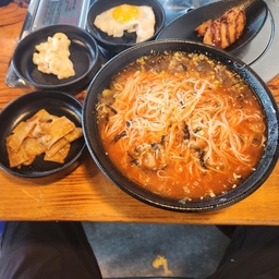 피드에 업로드 된 이미지