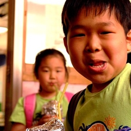 피드에 업로드 된 이미지