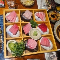 ํผ๋์ ์
๋ก๋ ๋ ์ด๋ฏธ์ง