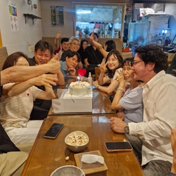 피드에 업로드 된 이미지