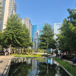 피드에 업로드 된 이미지