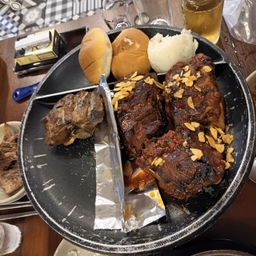 피드에 업로드 된 이미지