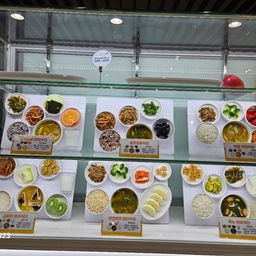 피드에 업로드 된 이미지