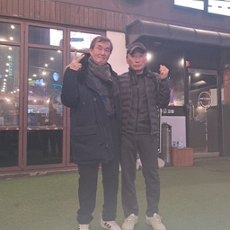 피드에 업로드 된 이미지