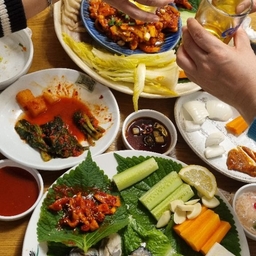 피드에 업로드 된 이미지