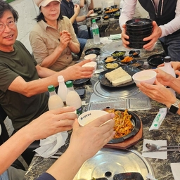 피드에 업로드 된 이미지