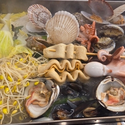 피드에 업로드 된 이미지