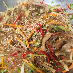 피드에 업로드 된 이미지