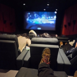 피드에 업로드 된 이미지