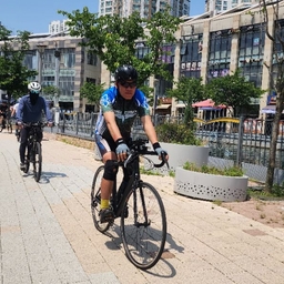 피드에 업로드 된 이미지