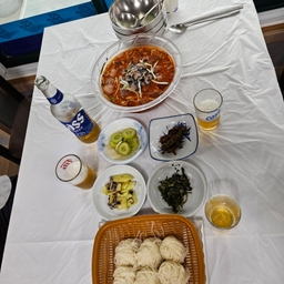 피드에 업로드 된 이미지