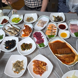 피드에 업로드 된 이미지