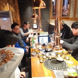 피드에 업로드 된 이미지