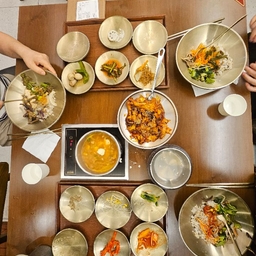피드에 업로드 된 이미지