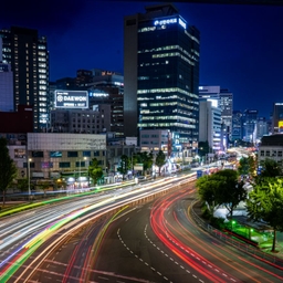피드에 업로드 된 이미지