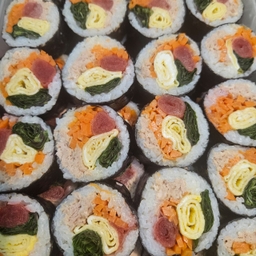 피드에 업로드 된 이미지