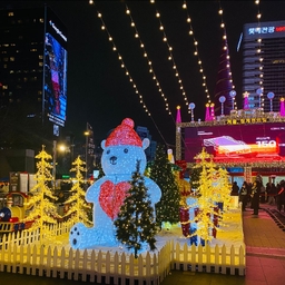 피드에 업로드 된 이미지