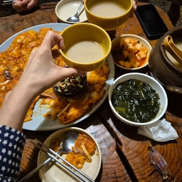 피드에 업로드 된 이미지
