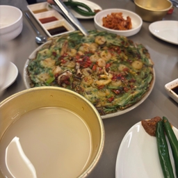 피드에 업로드 된 이미지