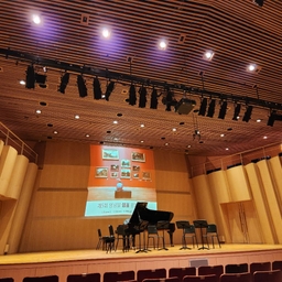 피드에 업로드 된 이미지