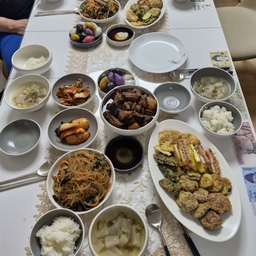 피드에 업로드 된 이미지