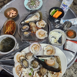 피드에 업로드 된 이미지