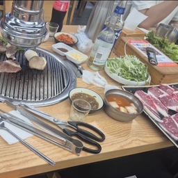 피드에 업로드 된 이미지