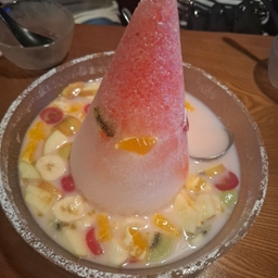피드에 업로드 된 이미지