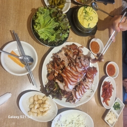 피드에 업로드 된 이미지