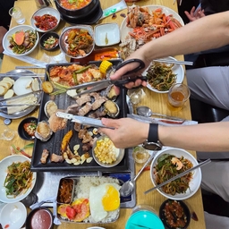 피드에 업로드 된 이미지