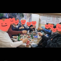 피드에 업로드 된 이미지