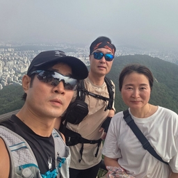 피드에 업로드 된 이미지