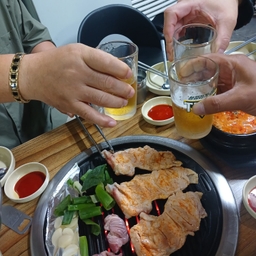 피드에 업로드 된 이미지