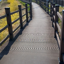 피드에 업로드 된 이미지