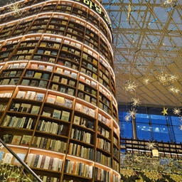 피드에 업로드 된 이미지