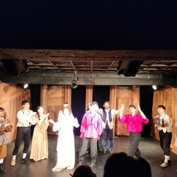 피드에 업로드 된 이미지