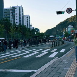 피드에 업로드 된 이미지