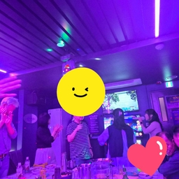 피드에 업로드 된 이미지