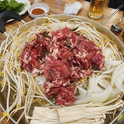 피드에 업로드 된 이미지