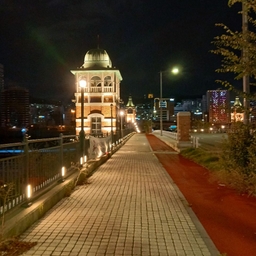 피드에 업로드 된 이미지