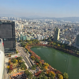 피드에 업로드 된 이미지