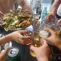 피드에 업로드 된 이미지