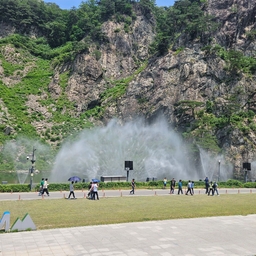 피드에 업로드 된 이미지