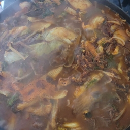 피드에 업로드 된 이미지