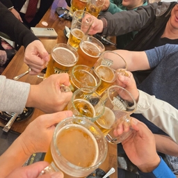 피드에 업로드 된 이미지