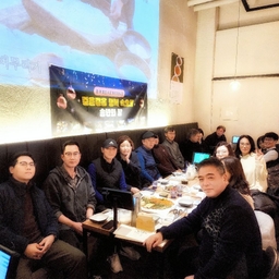 피드에 업로드 된 이미지