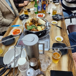 피드에 업로드 된 이미지