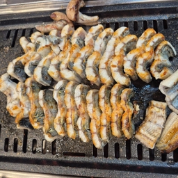 피드에 업로드 된 이미지